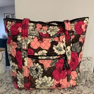 Vera Bradley tote in mocha rouge